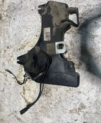 Citroen C5 AdBlue liquid reservoir 09830029900