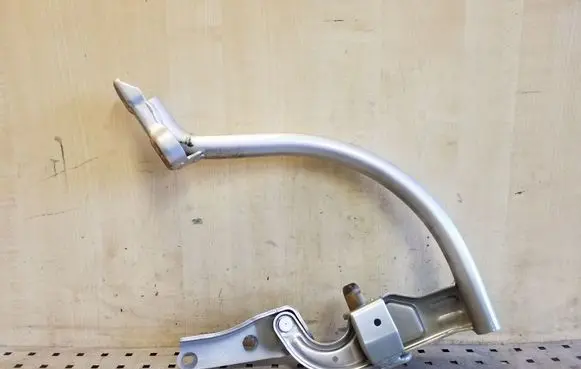 Volkswagen PASSAT B8 Tailgate/trunk/boot hinge 3G5627302