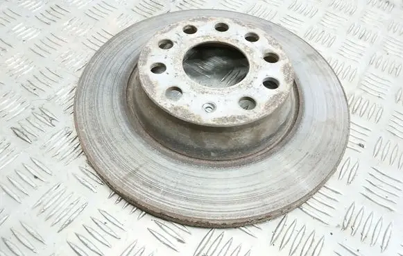 Volkswagen PASSAT B6 Rear brake disc