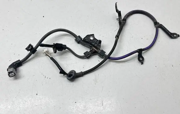 Toyota Highlander XU70 ABS rear brake sensor 895440E040