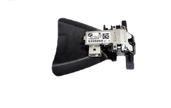 Windshield/windscreen camera