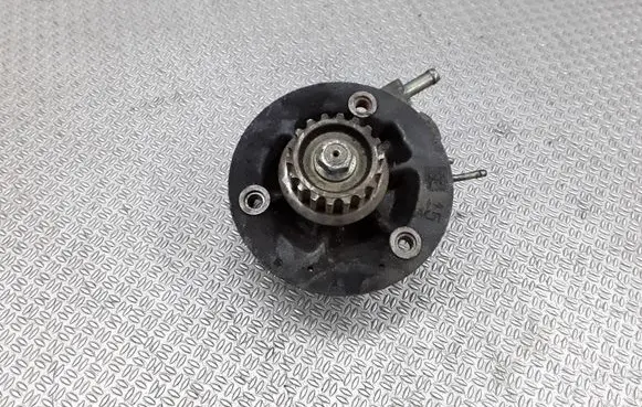 Nissan Primera Vacuum pump 146502J601
