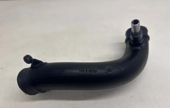 Volvo S60 Intercooler hose/pipe 30714480