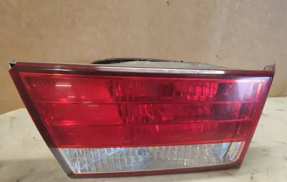 Mazda 3 I Tailgate rear/tail lights 924033K0