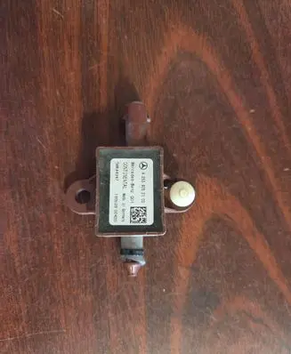 Mercedes-Benz GLC X253 C253 Airbag deployment crash/impact sensor A2539052100 5WK44947 18082800430
