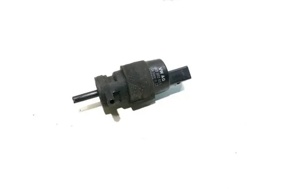 Audi A8 S8 D4 4H Windscreen/windshield washer pump 1K5955651