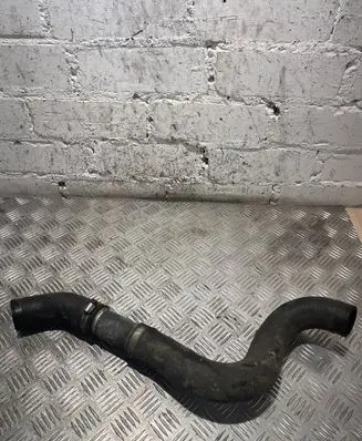 Honda CR-V Intercooler hose/pipe