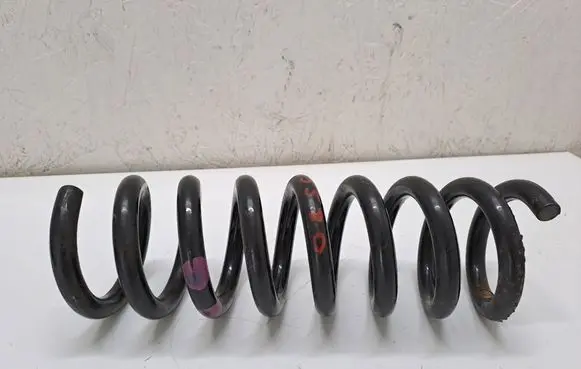 Mercedes-Benz C W203 Rear coil spring