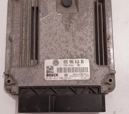 Volkswagen Touran I Engine control unit/module 03G906016BQ 1039S06275 0281011906