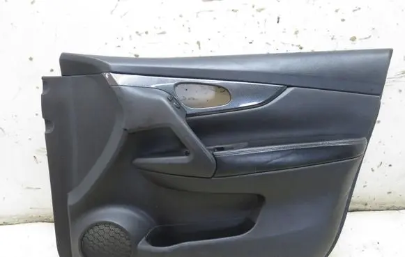 Nissan X-Trail T32 Front door card panel trim KRIS235789