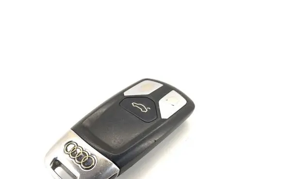 Audi A4 S4 B9 8W Ignition key/card 4M0959754T
