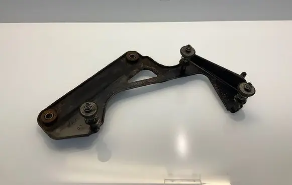 Mercedes-Benz E W212 Pneumatic air compressor holding bracket A2123200143 2123200143