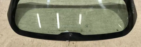 Peugeot 2008 II Rear windscreen/windshield window 