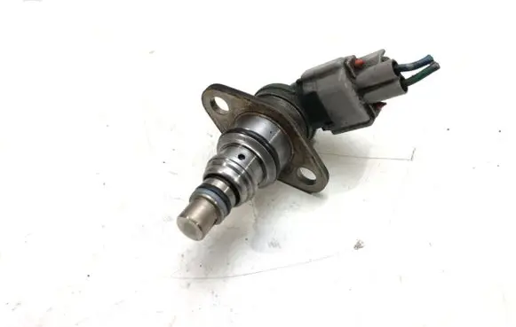 Nissan Primera Fuel pressure regulator 