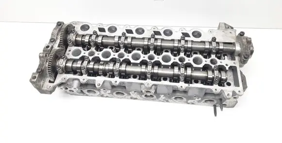 Volvo XC60 Engine head 30777365 31258092 31258094