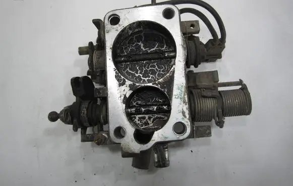 Volkswagen PASSAT B3 Throttle valve 961037T B9032