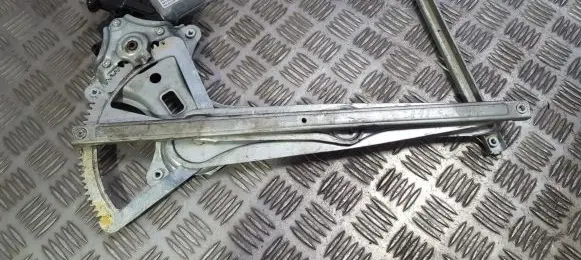 Toyota Corolla Verso AR10 Sliding door window regulator with motor