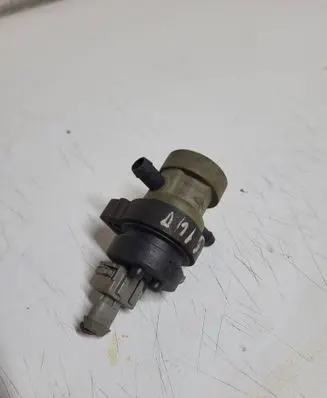 Mercedes-Benz C W202 Turbo solenoid valve 0004701993