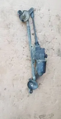 Toyota Prius (XW20) Front wiper linkage and motor 8511047080