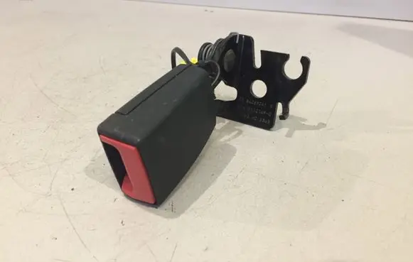 Volvo S60 Rear seatbelt buckle 31332248 34069267