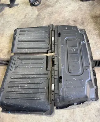 Opel Combo E Partition between cabin 04112020