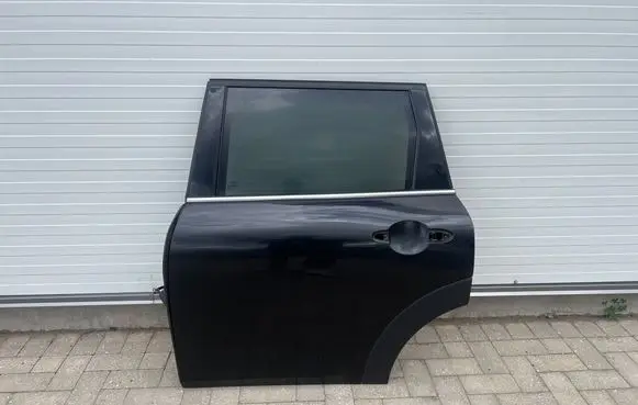Rear door