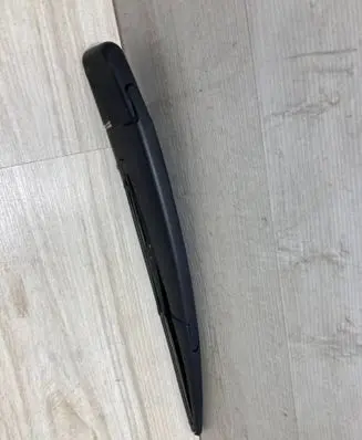 Nissan Juke II F16 Rear wiper blade arm W000057536