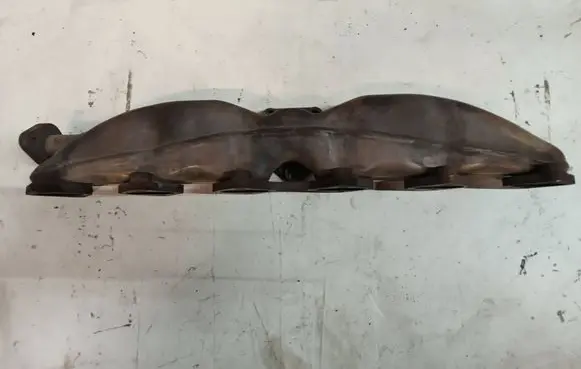 BMW 5 E60 E61 Exhaust manifold 7788422
