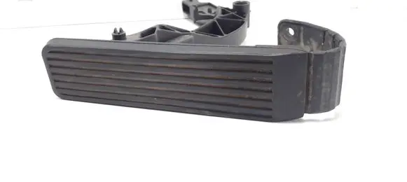 Mercedes-Benz C W202 Accelerator throttle pedal 1293010001