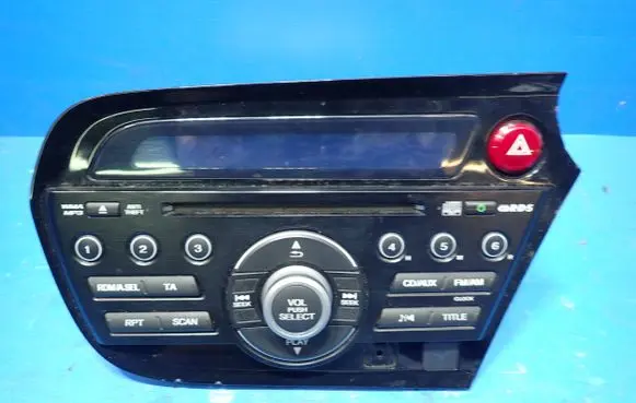 Honda Insight Radio/CD/DVD/GPS head unit 39100-TM8-E02