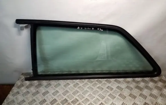Audi A3 S3 8P Rear side window