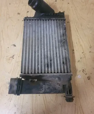 Nissan X-Trail T32 Intercooler radiator 144614BE0A