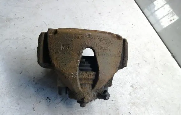 Opel Zafira B Front brake caliper