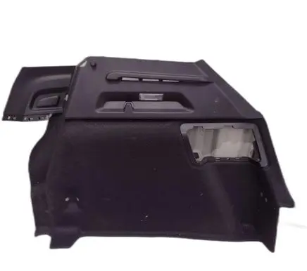 Ford Focus Trunk/boot lower side trim panel