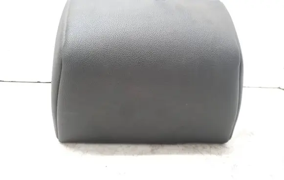 Opel Vectra C Rear seat headrest 