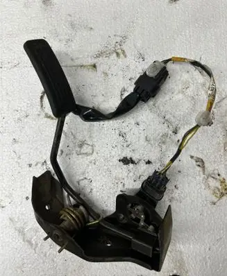 Toyota Avensis T250 Pedal assembly 