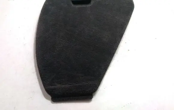 Trunk/boot lower side trim panel