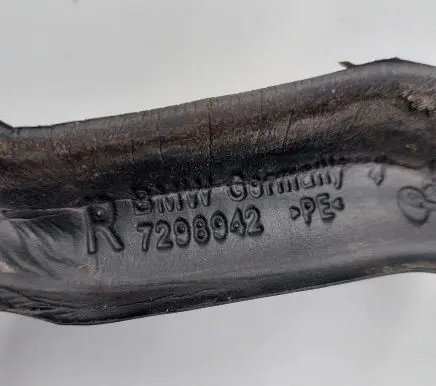 Fender foam support/seal
