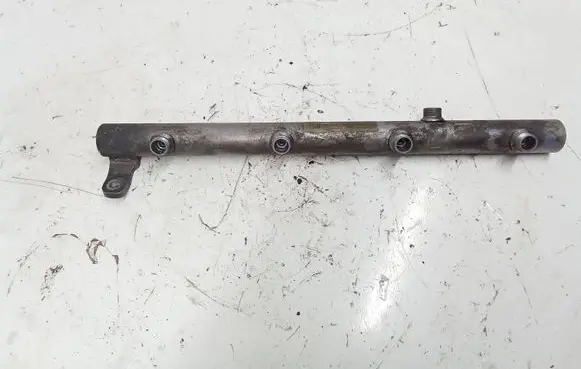 Mercedes-Benz GL X164 Fuel main line pipe A6290701695