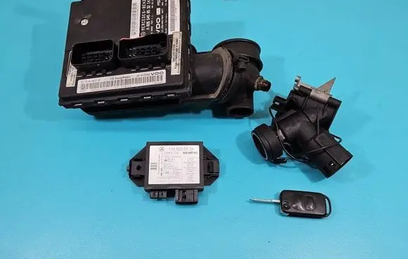 Mercedes-Benz A W168 Engine control unit/module ECU A1661402100 IMPRK1474908