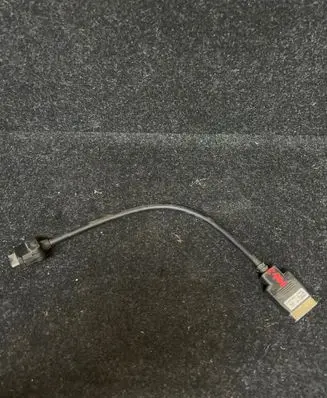 Mercedes-Benz CLS C218 X218 iPod connector socket A0028272104 20144407