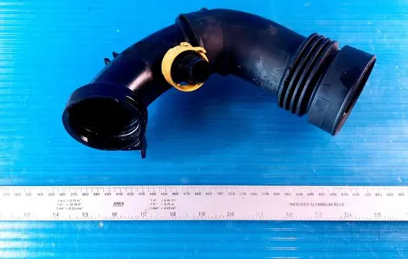 Peugeot Partner Air intake hose/pipe 9684362180