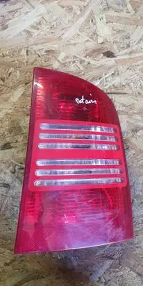 Skoda Octavia Mk1 (1U) Rear/tail lights 1U9945112 1U9945096