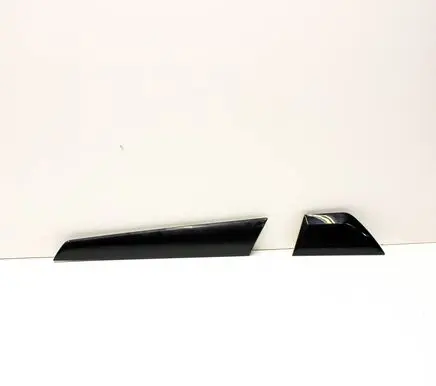 Mercedes-Benz C W204 Front door card panel trim A2047200622 A2047201022