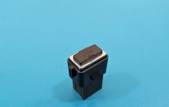 Volvo V70 USB socket connector 8M5T19A164VA IMPRK1585367