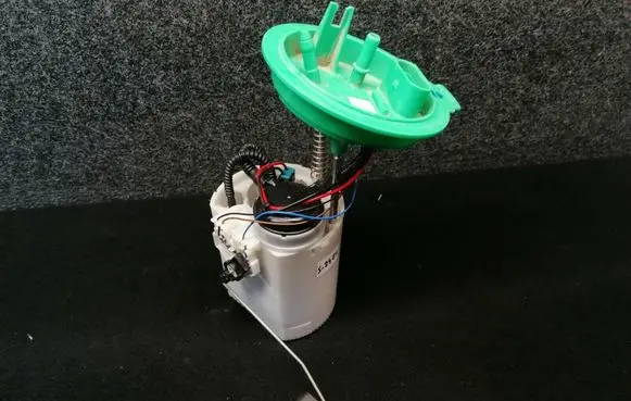 Volkswagen Golf Sportsvan In-tank fuel pump 5Q0919051AA