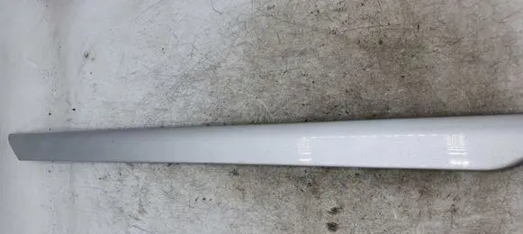 BMW 3 E46 Dashboard glove box trim 8213996