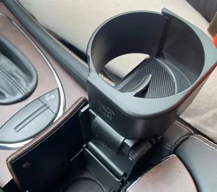 Mercedes-Benz E W211 Cup holder A2116800014