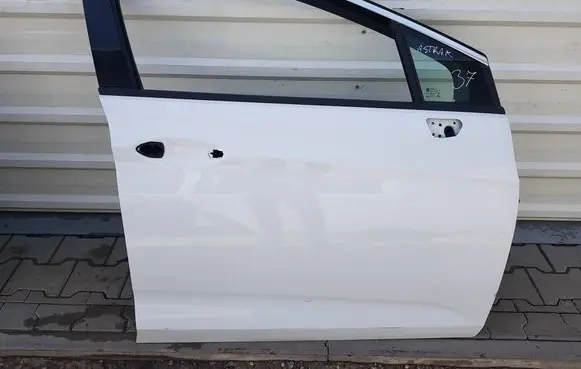 Opel Astra K Front door 
