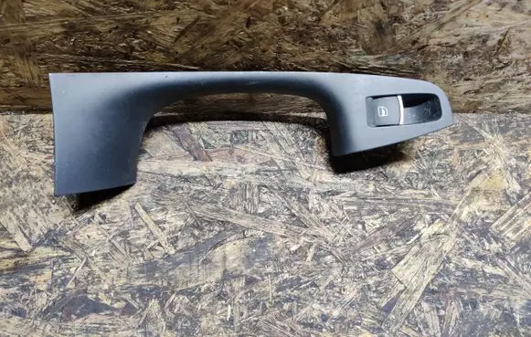 Volkswagen Jetta VI Rear door handle trim 5C6867256CD